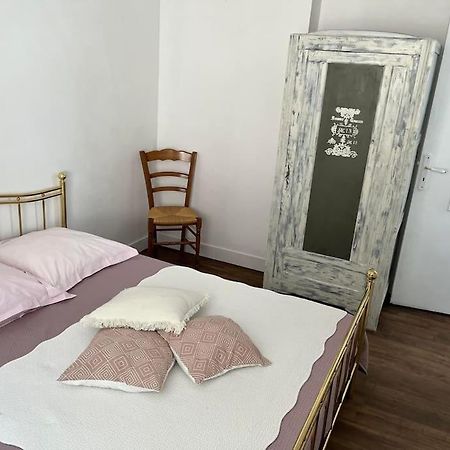 Appartement Chaleureux Avec Parking Gratuit サルラ・ラ・カネダ エクステリア 写真