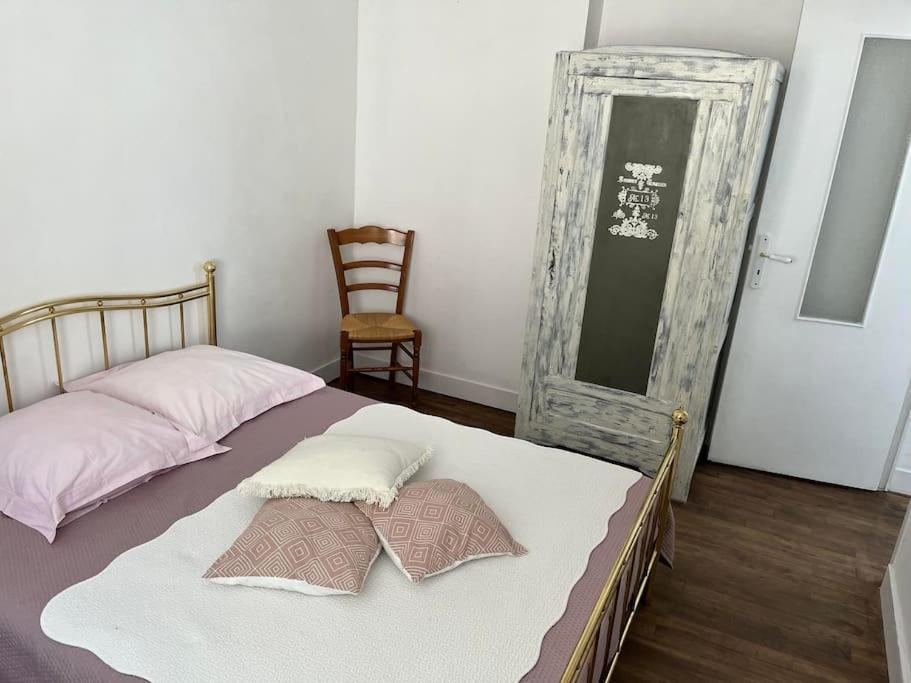 Appartement Chaleureux Avec Parking Gratuit サルラ・ラ・カネダ エクステリア 写真