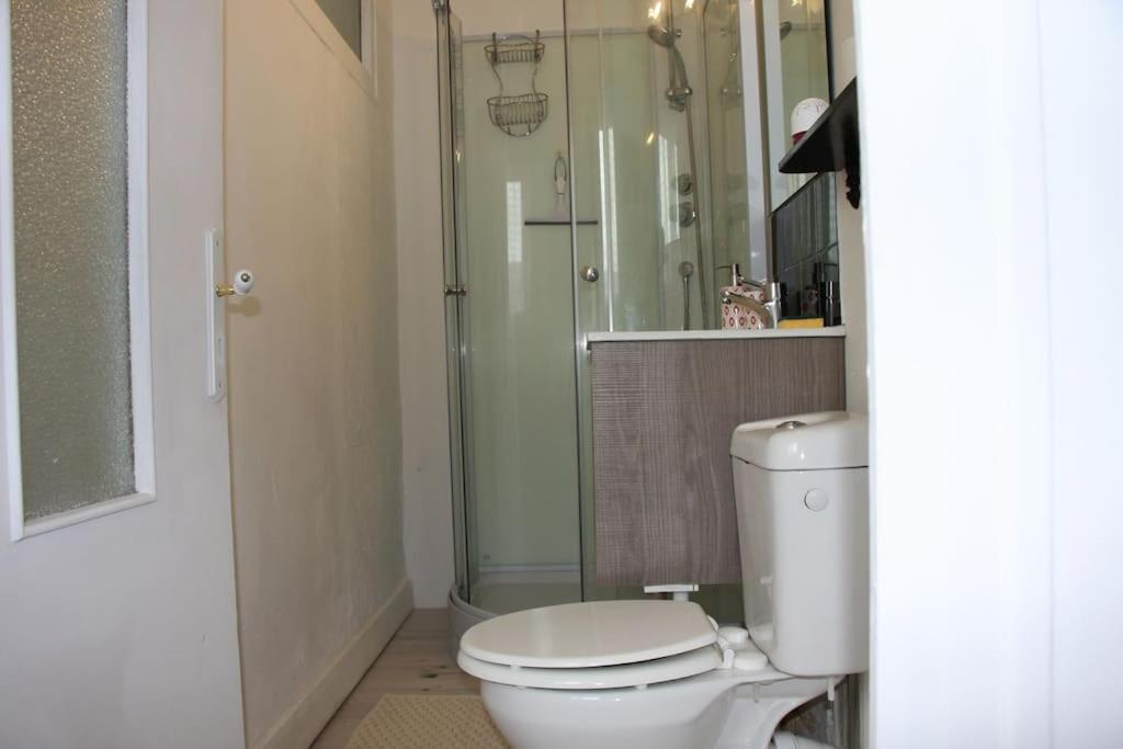 Appartement Chaleureux Avec Parking Gratuit サルラ・ラ・カネダ エクステリア 写真